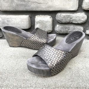 Calleen Cordero Pewter Studded Wedge Mule Sandal sz 10